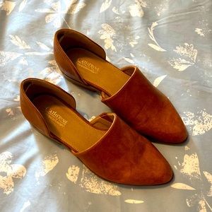 Catherine Malandrino Brown Flats